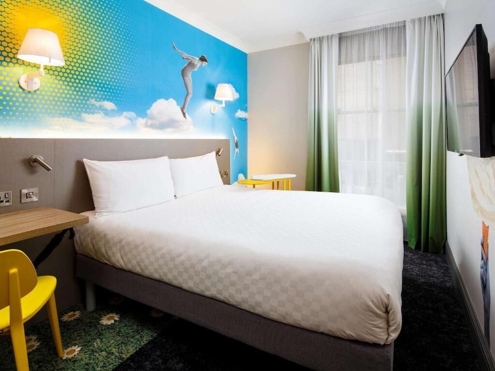 Compact Double Room - Photo 3
