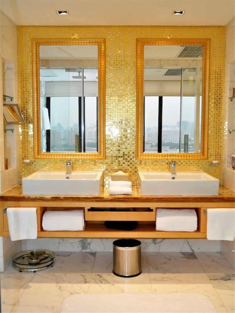 Executive Deluxe Room - Photo 3