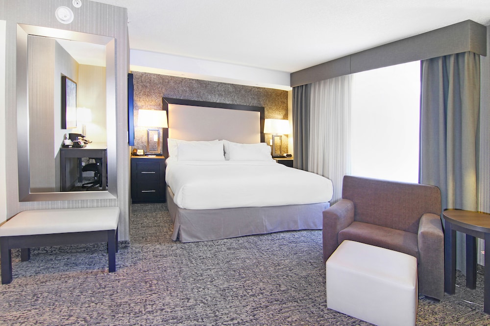 Standard Room, 1 Double Bed, Accessible (Roll-In Shower) - Photo 6