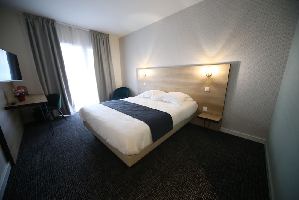 Standard Room - Photo 8