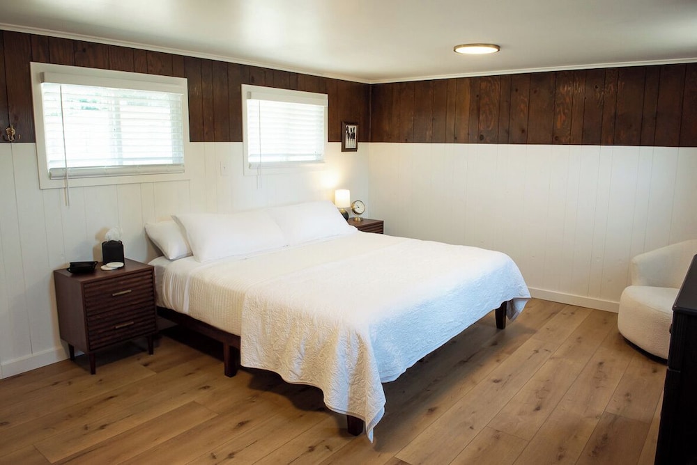 Single Room, 1 King Bed photo 1