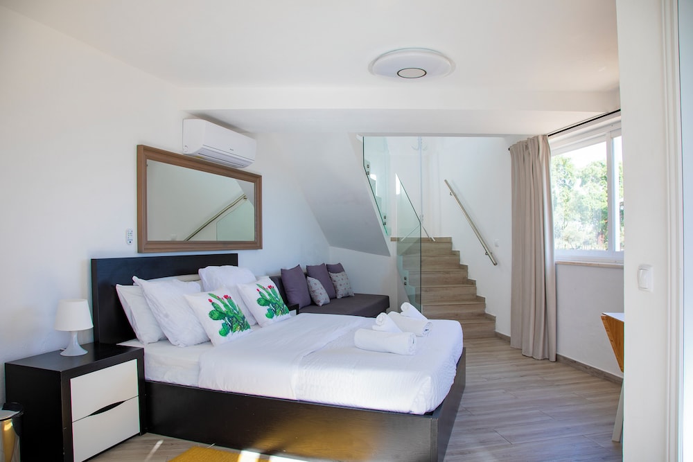 Premium Studio, Terrace (11) photo 3