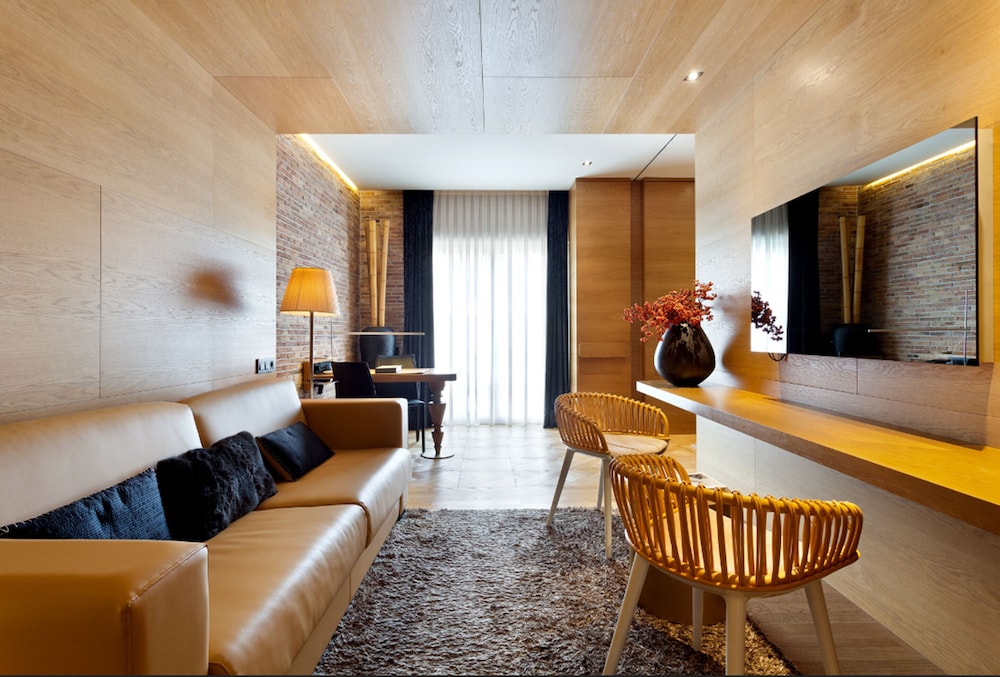 Suite, Terrace (Single Use)
