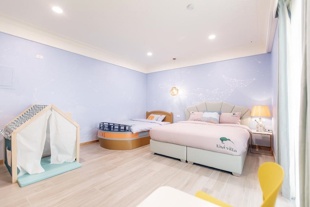 Superior Triple Room, Balcony photo 1