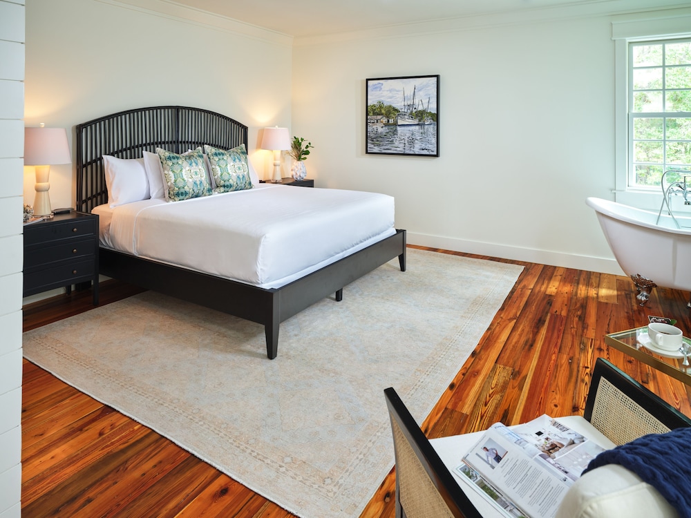 Deluxe Suite photo 1
