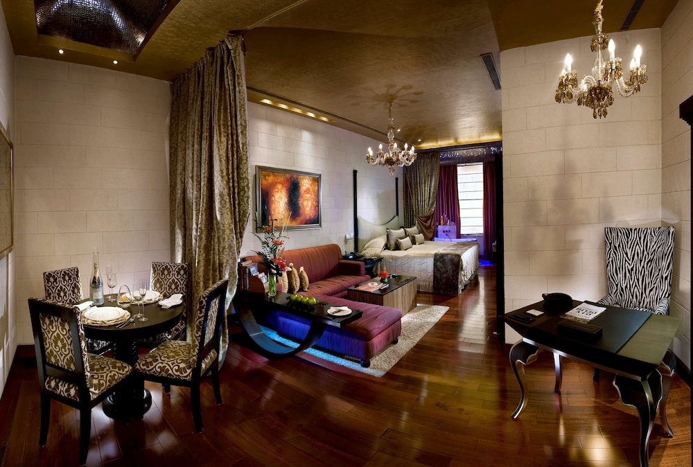 Privé Classic Room