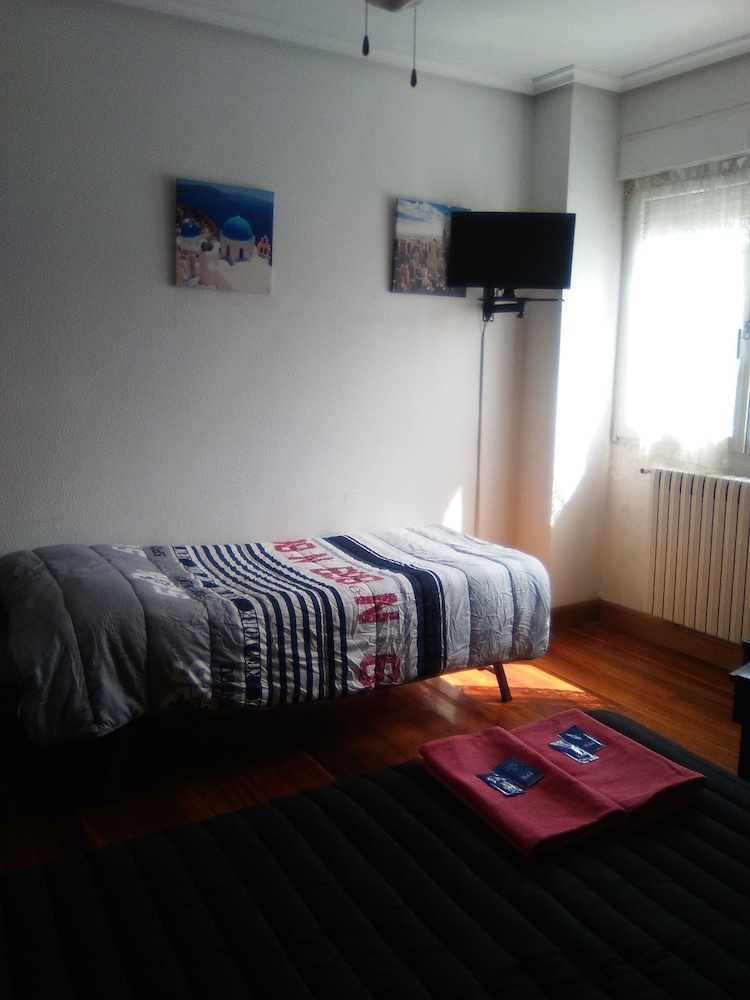 Triple Room (nº 7 - 2 adults + 1 child) photo 3