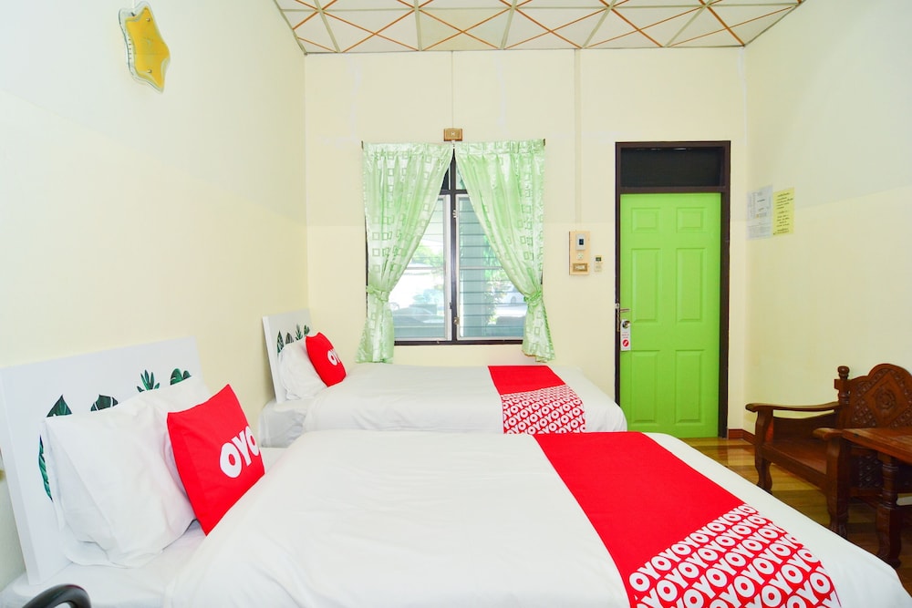 Standard Twin Room photo 2