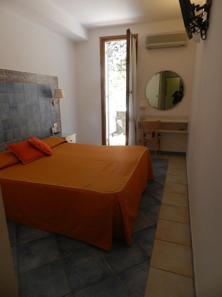 Standard Double Room Single Use