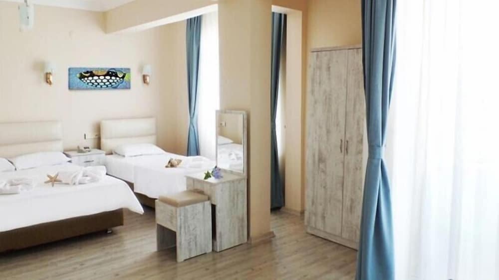Superior Triple Room, Sea View