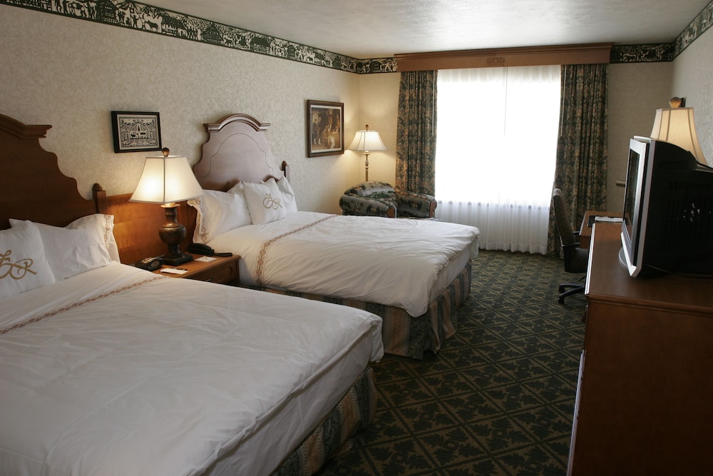 Wasatch 2 Bedroom Suite, Non Smoking - Photo 2