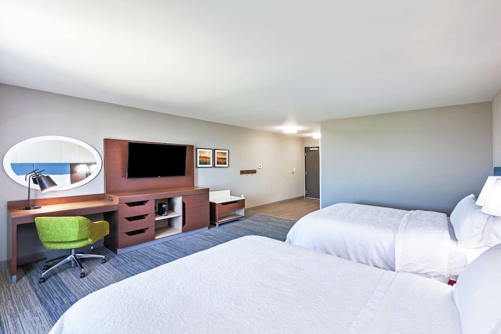 Room, 2 Queen Beds, Accessible (Roll-In Shower, Mobility & Hearing) - Photo 1