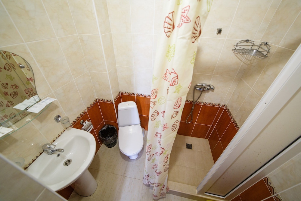 Basic Room photo 2