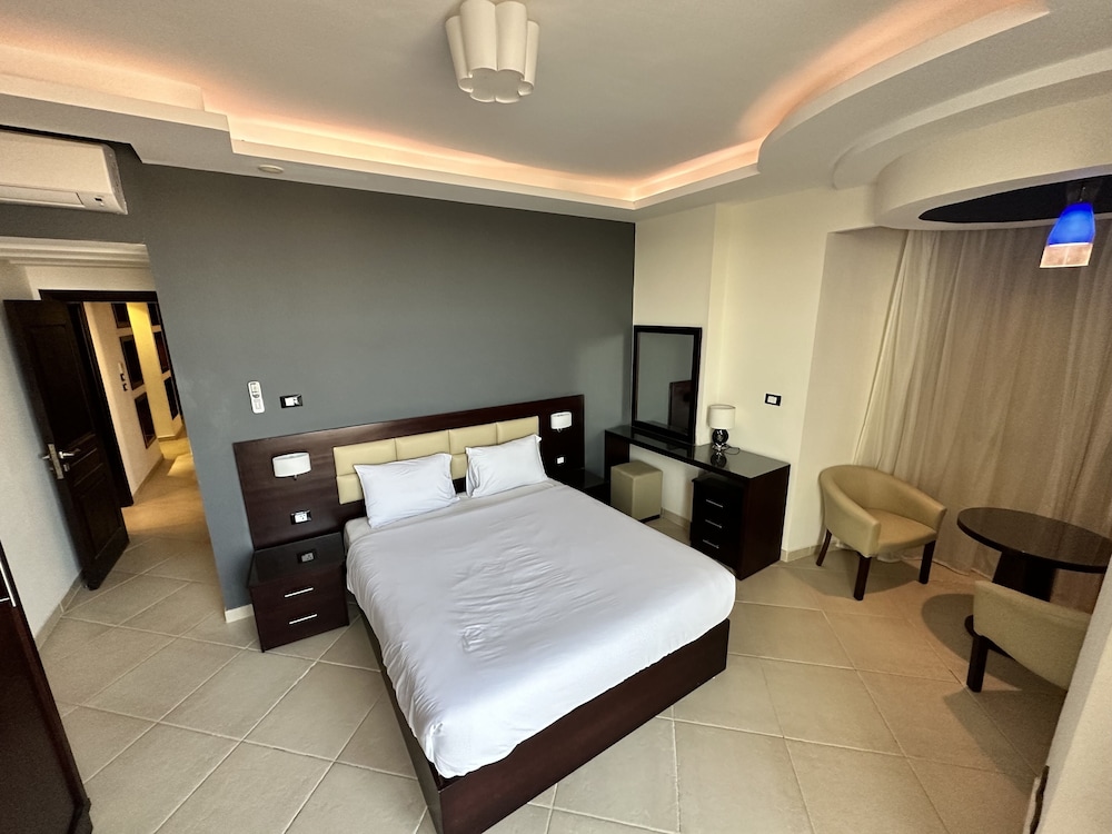 Presidential Suite, 2 Bedrooms, Sea View (Second Floor) photo 3