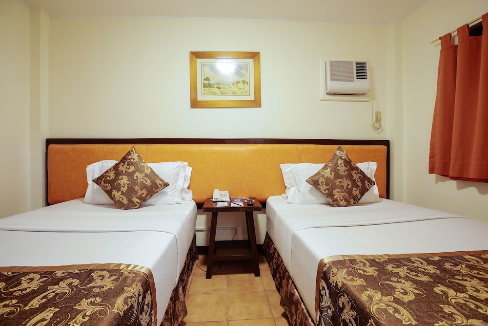 Courtyard Superior Room - Photo 4