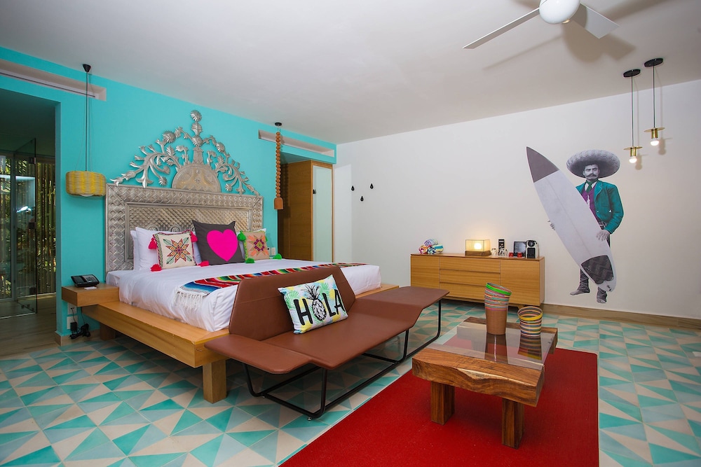 Standard Room, 1 King Bed, Ground Floor (View), photo 6