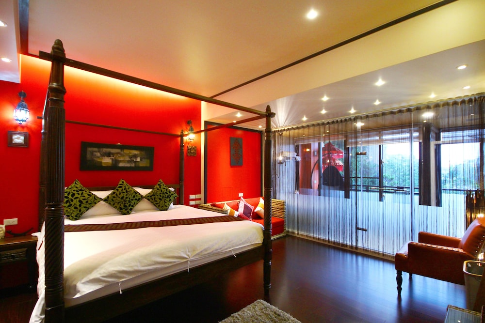 Deluxe Double Room, River View