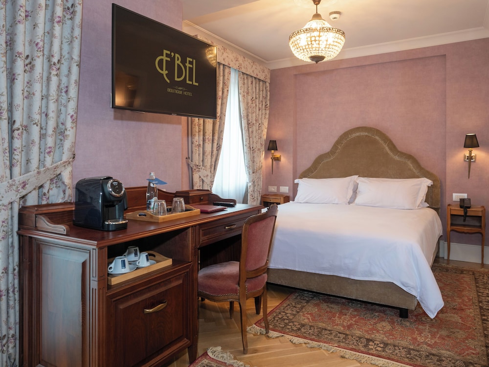 Luxury Room