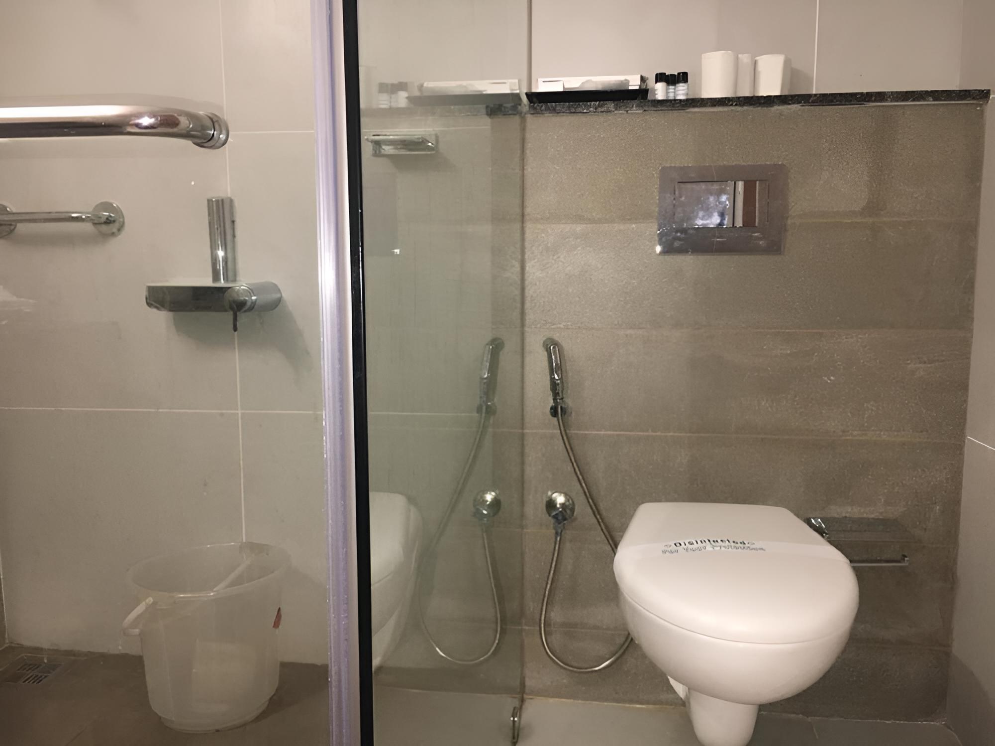 Executive Room - Photo 4