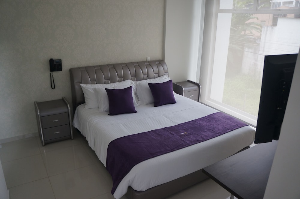 Standard Single Room, 1 King Bed, Non Smoking