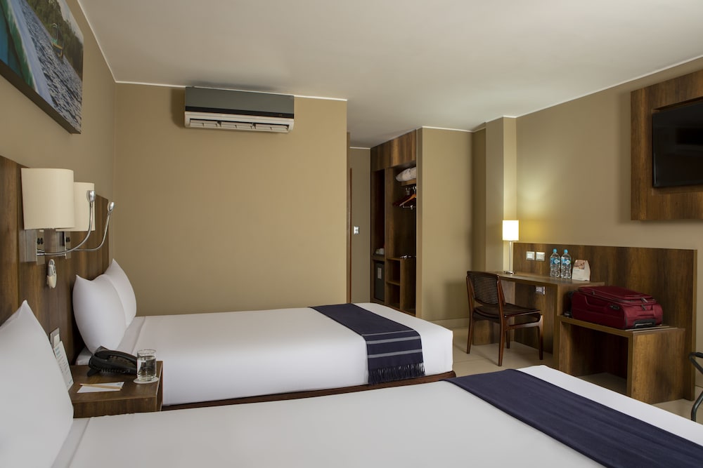 Superior Twin Room photo 3