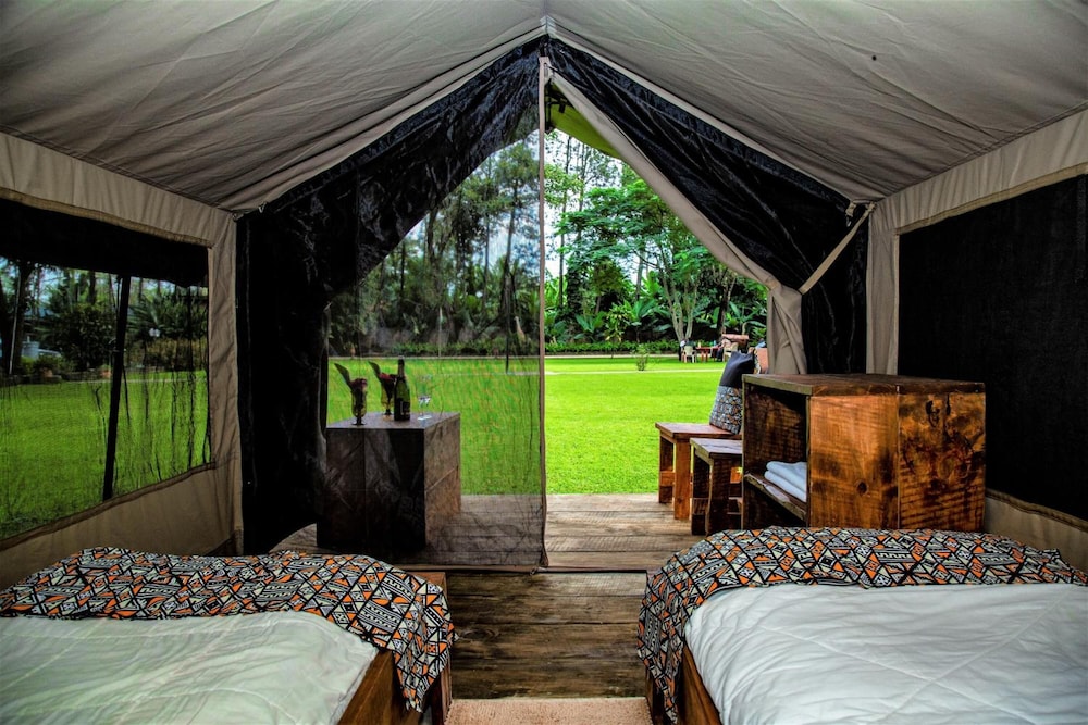 Basic Tent, 2 Twin Beds, Garden View (Bell Budget) photo 3