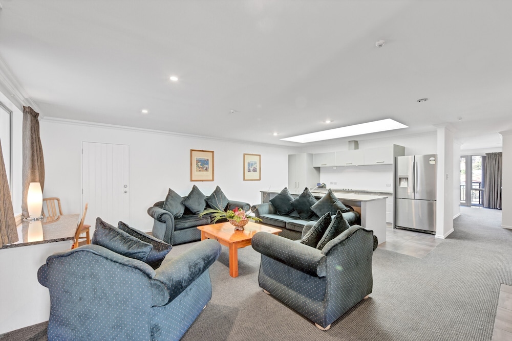 Executive Apartment, 4 Bedrooms - Photo 12