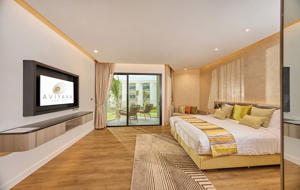 Deluxe Room, Sea View - Photo 1