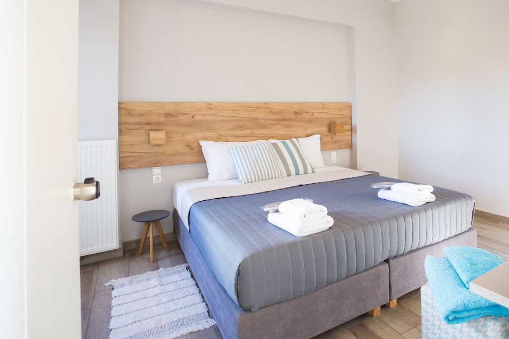 Superior Apartment, Partial Sea View