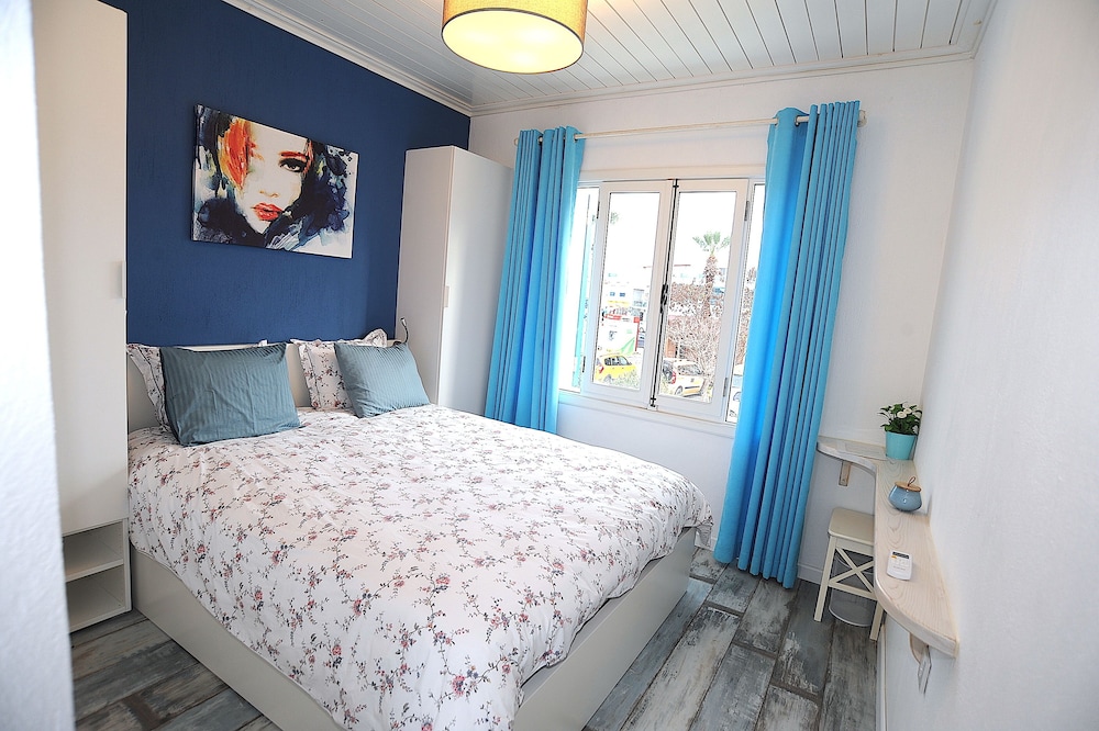 Deluxe Double Room, City View (Mavi)