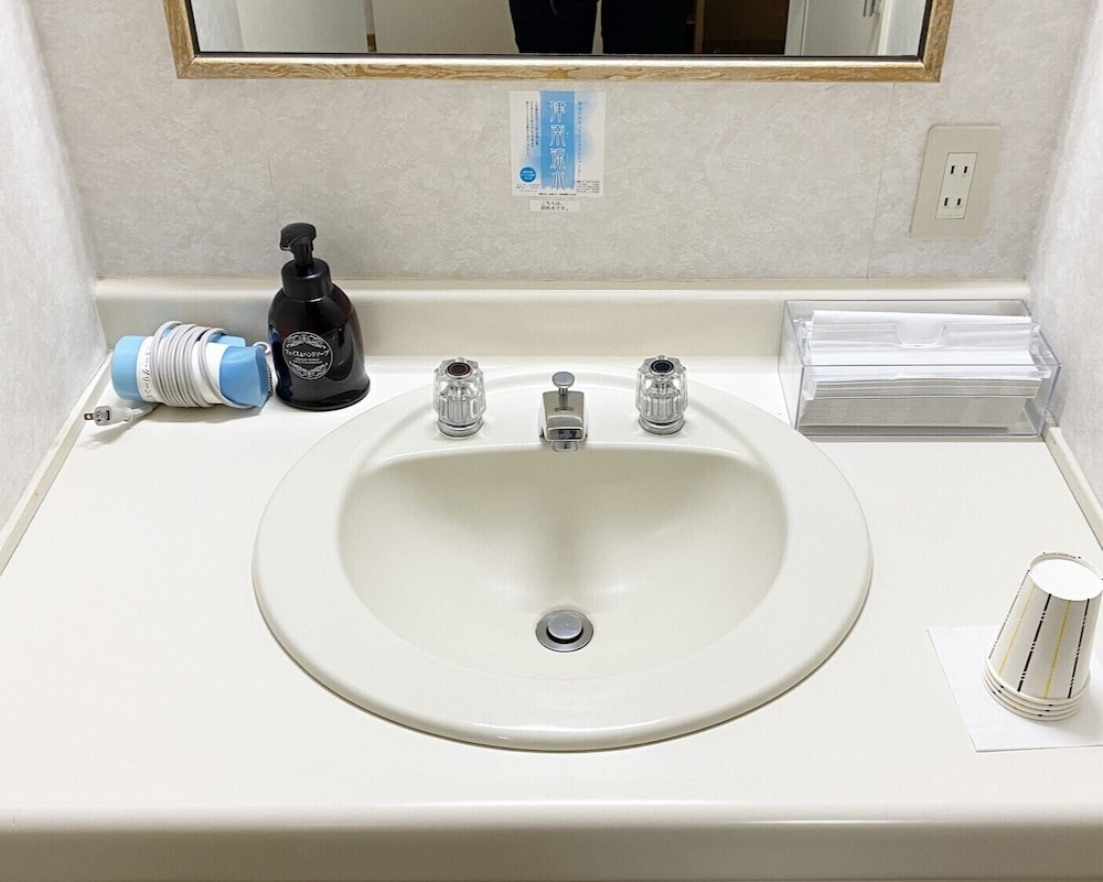 Japanese-Style Quintuple Room, East Wing, Private Bathroom photo 3