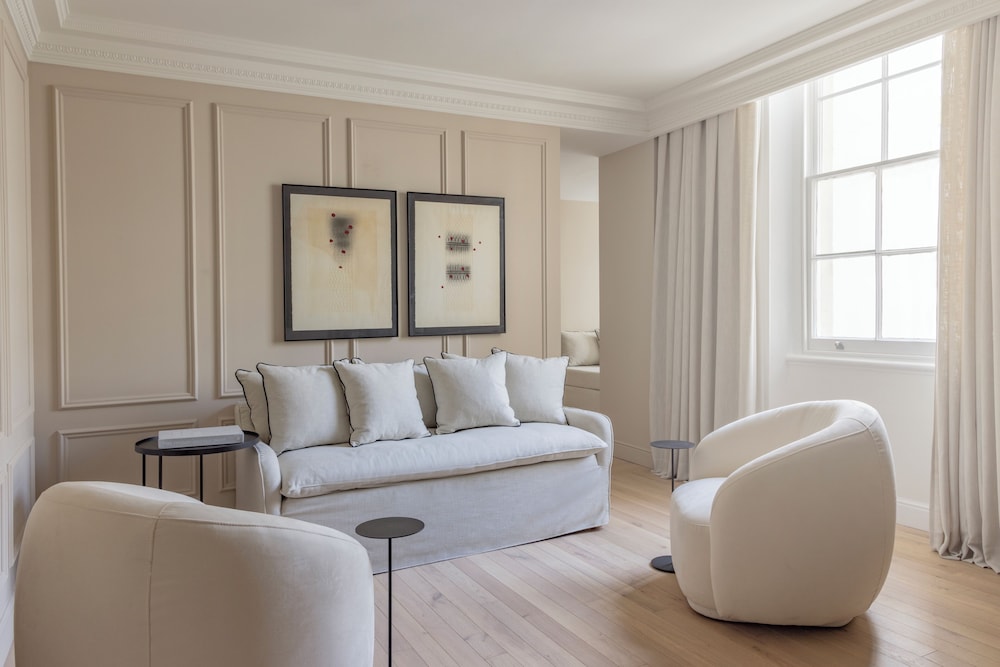 Suite photo 1