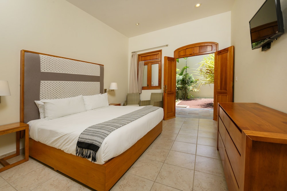 Standard Room photo 2