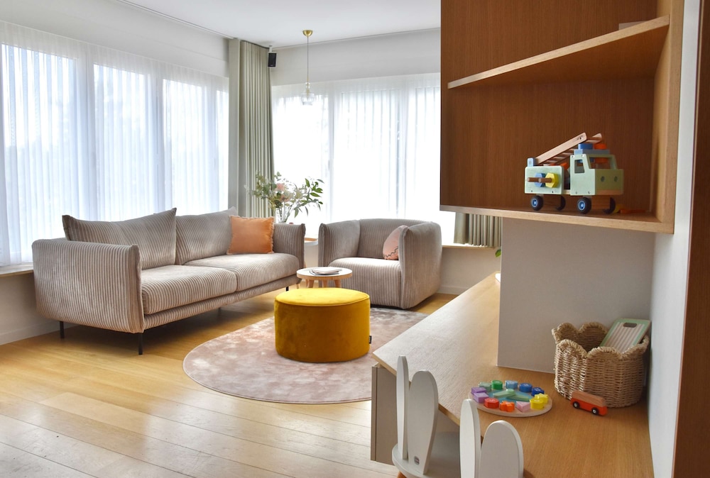 Stylish Family Apartment Near the Sea at Beau Rivage