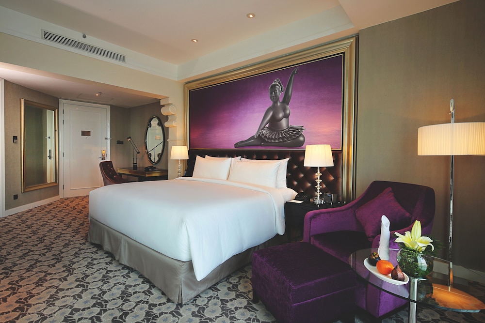 Executive Club Grand Deluxe photo 1