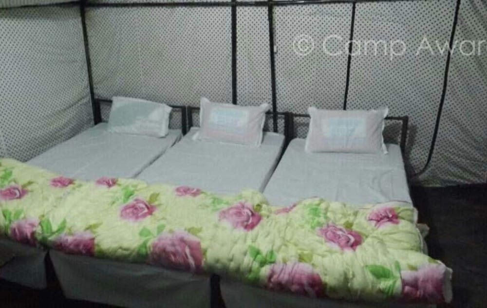 Deluxe Tent photo 1