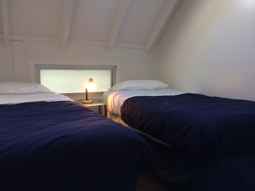 Twin Room, 2 Twin Beds photo 2