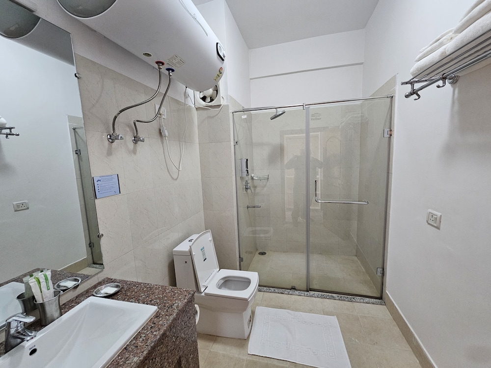 Deluxe Room, 1 Double Bed, Accessible, Mountain View photo 2
