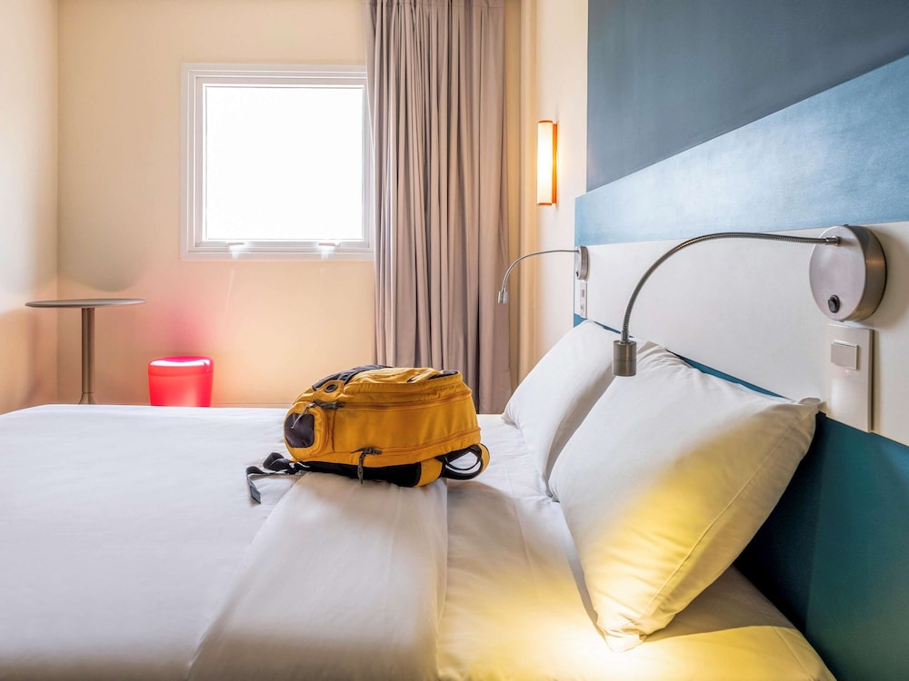 Standard Room, 1 Double Bed - Photo 5