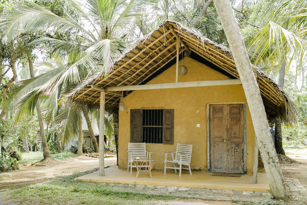 Economy Villa (RED) photo 1