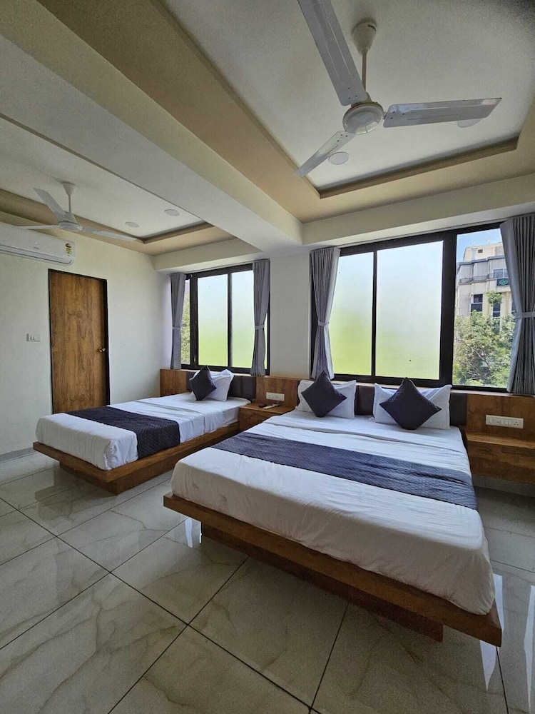 Superior Triple Room