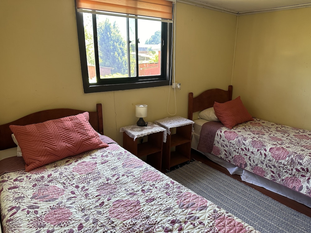 Standard Twin Room photo 2