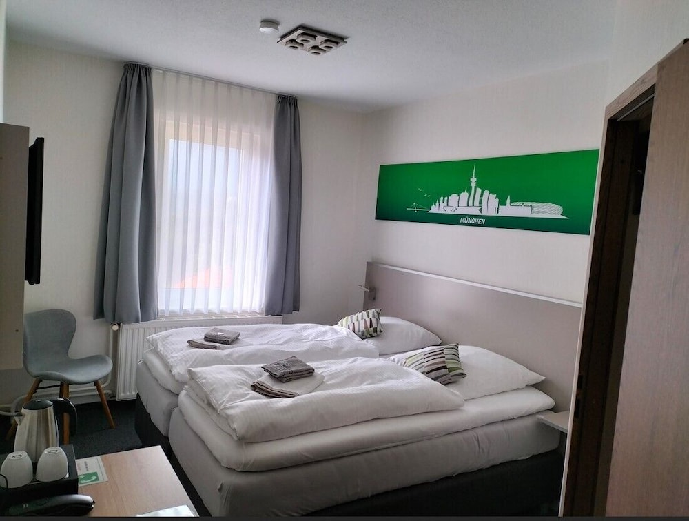 Basic Double Room