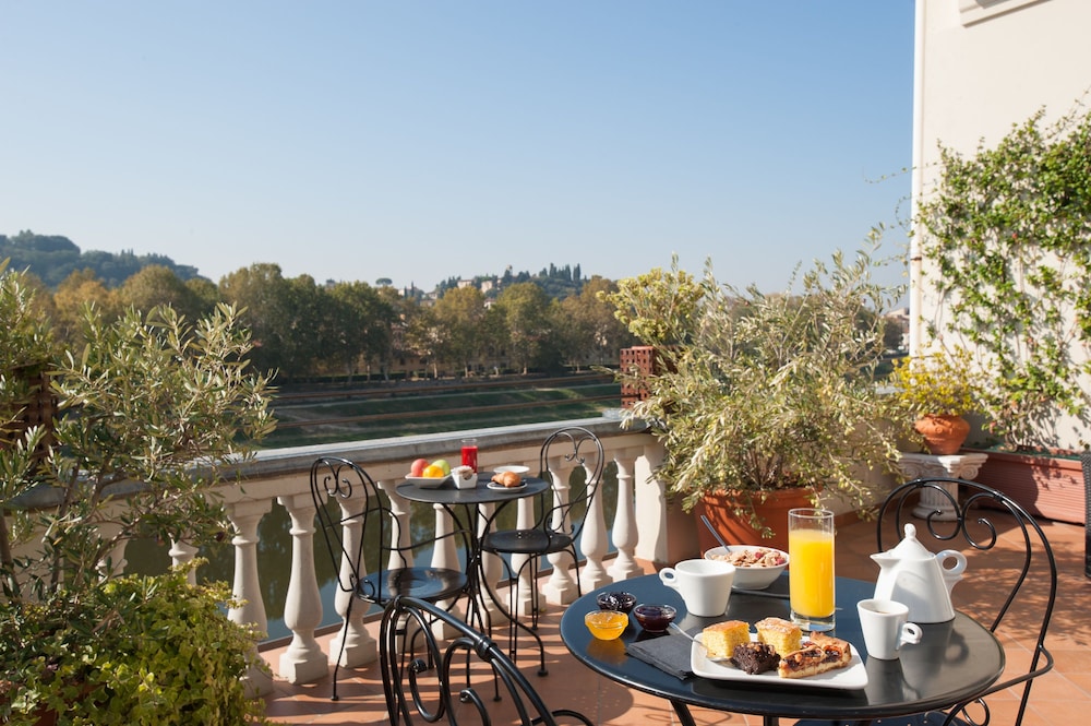 Suite, Terrace