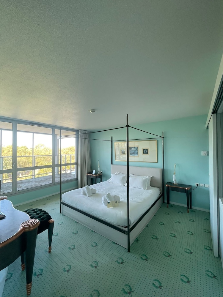 Suite, Garden View photo 3