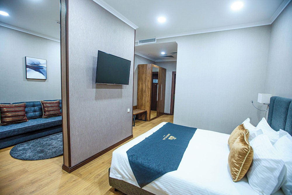 Luxury Suite, 1 King Bed