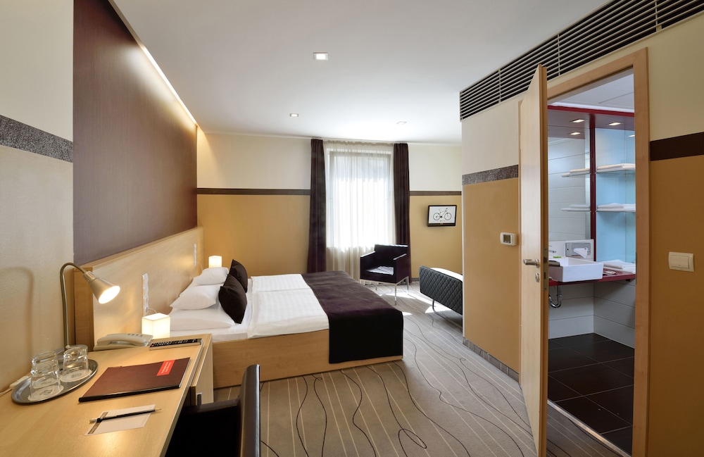Standard Double with Extra Bed