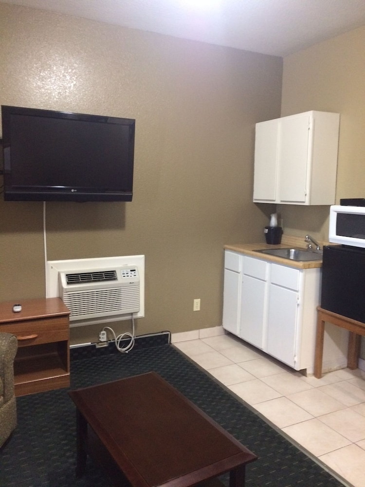 Basic Single Room, 1 Bedroom photo 1