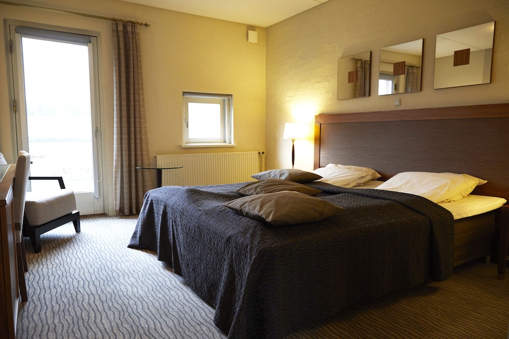 Junior Suite, Balcony photo 3