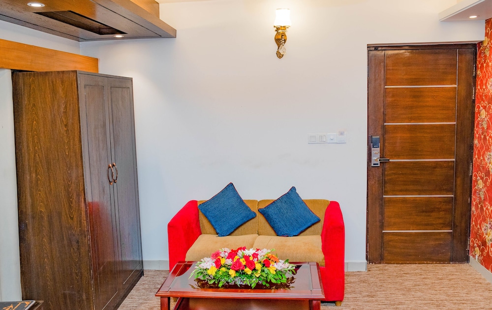 Executive Room photo 2